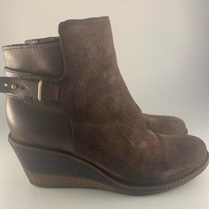 Cole Haan Waterproof Brown Suede/Leather Ankle
Bootie, size 6.5